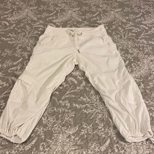 Lululemon crop cargo pants